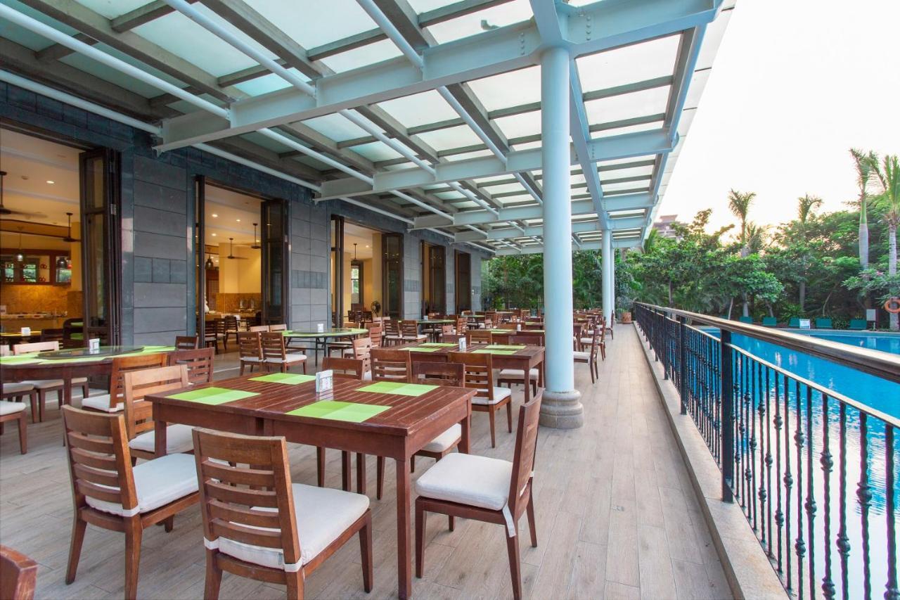 Sanya Seacube Holiday Hotel Exterior photo